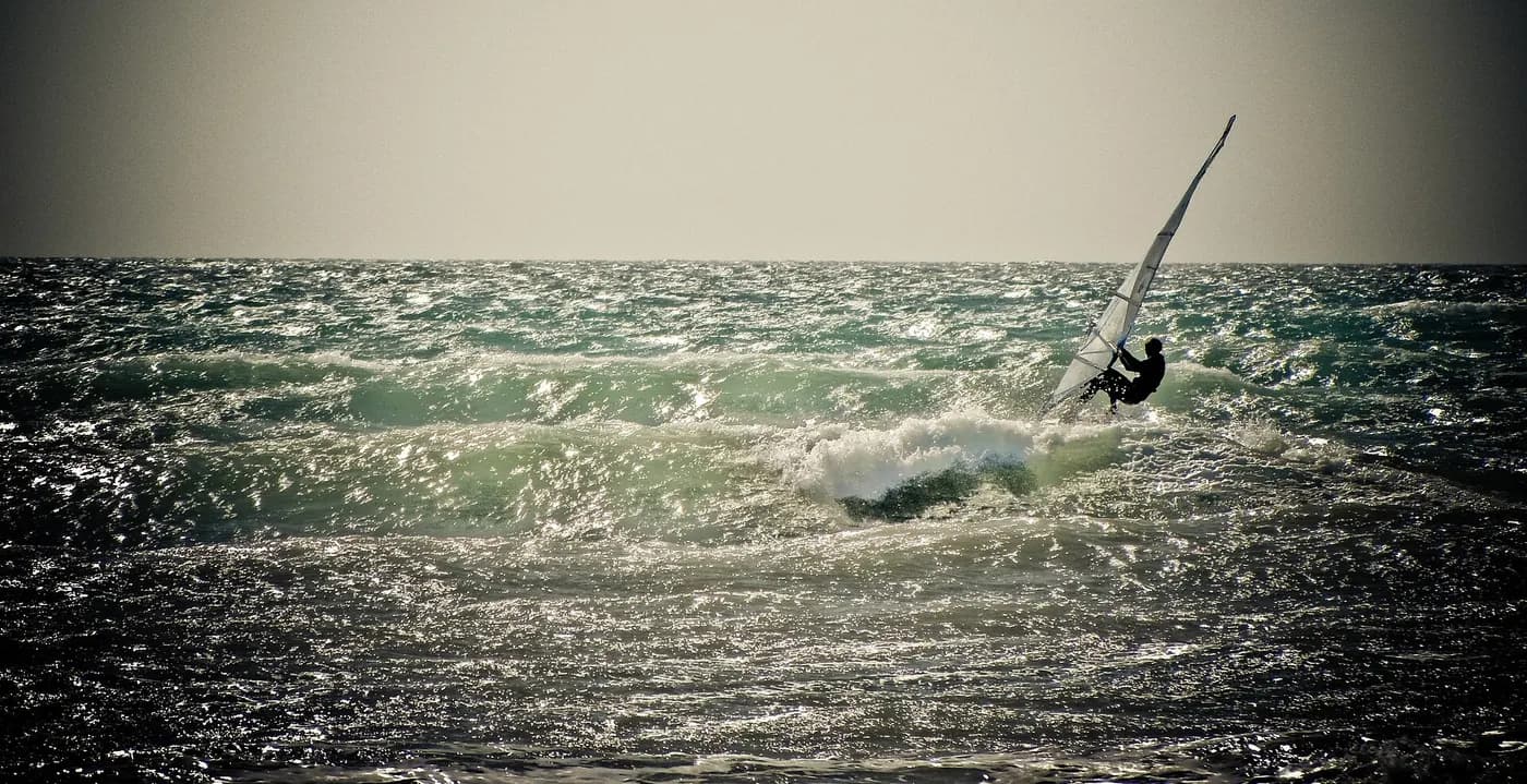 Windsurf sails and rig detail